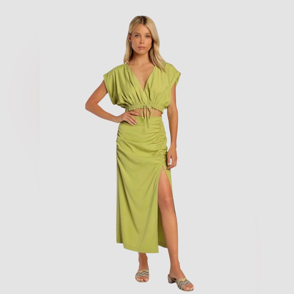 Lulus Women’s Green 2 Piece Crop Top And Maxi Skirt Set Size XS